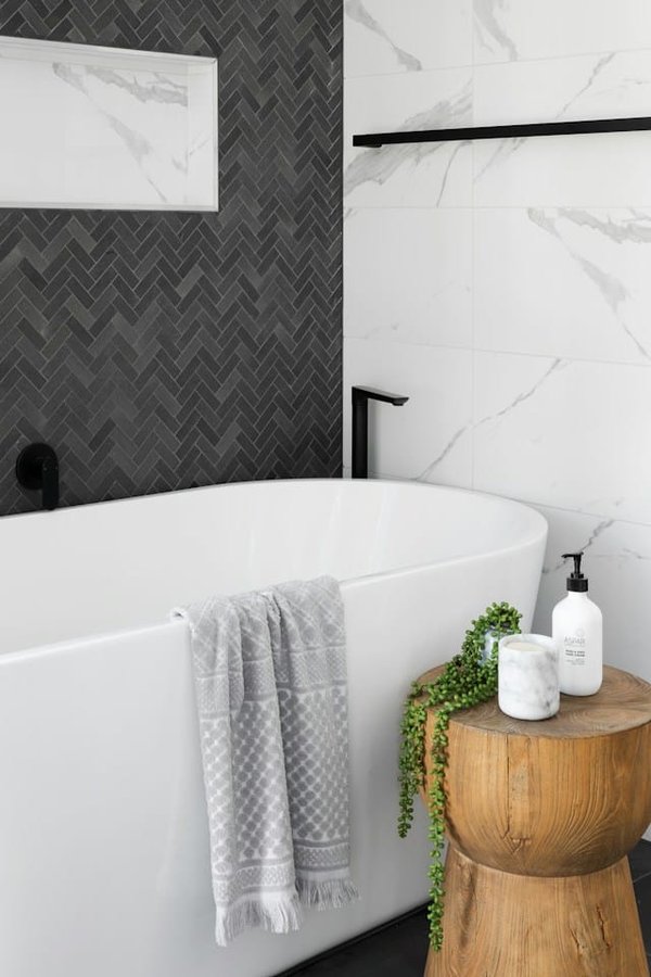 Bathroom renovation ideas: from basic to luxurious
